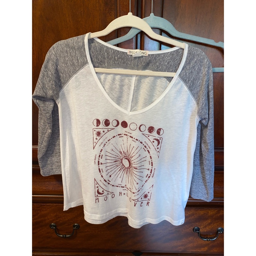 Women’s Billabong shirt